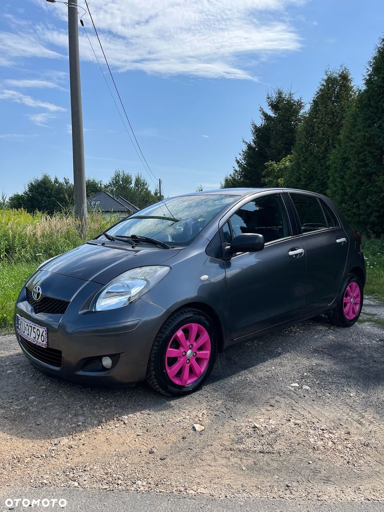 Toyota Yaris 1.33 2010 - 1