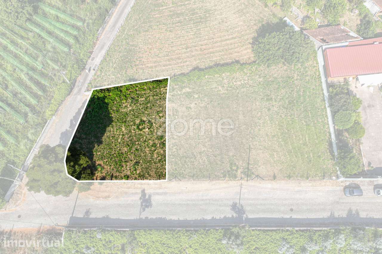 Lote para Construção Moradia Isolada ou até 2 pisos - Grijó - Grande imagem: 2/18