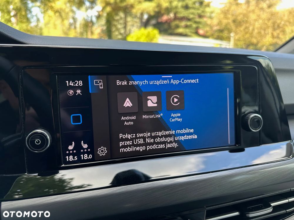 Volkswagen Golf VIII 1.5 TSI EVO Style - 23