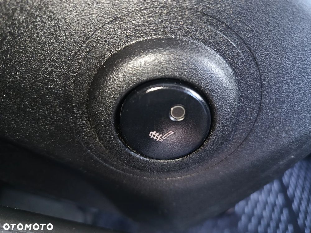 Iveco Daily L1H1 2.3 diesel 116 kM, automat 2019 rok EURO 6! WEBASTO, czujniki parkowania, sprowadzony ze Szwecji- NISKI ORGINALNY PRZEBIEG 146tyś. - 39