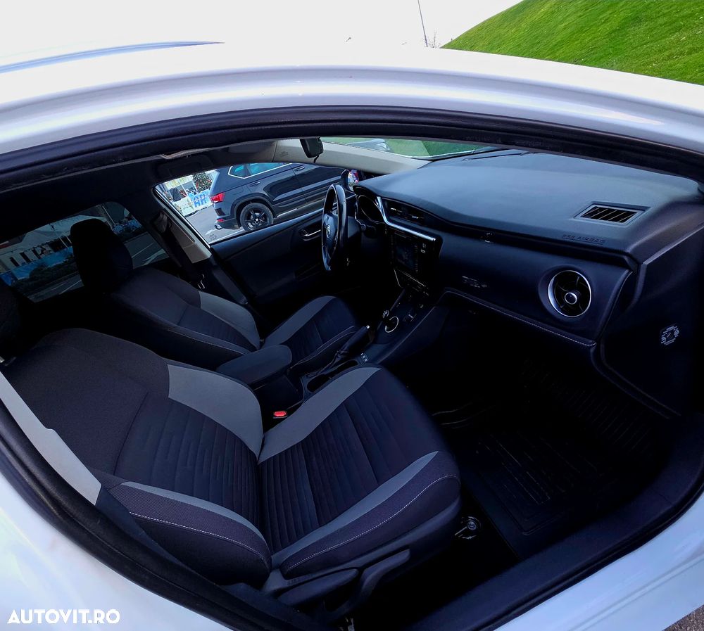 Toyota Auris 1.8 L VVT-i Hybrid Luna - 9