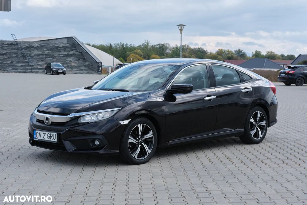 Honda Civic 1.5 VTEC Turbo CVT Prestige - 29