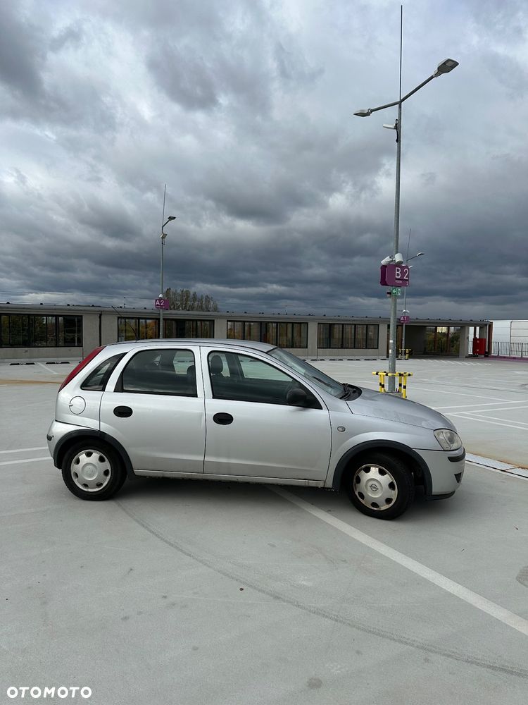 Opel Corsa - 2