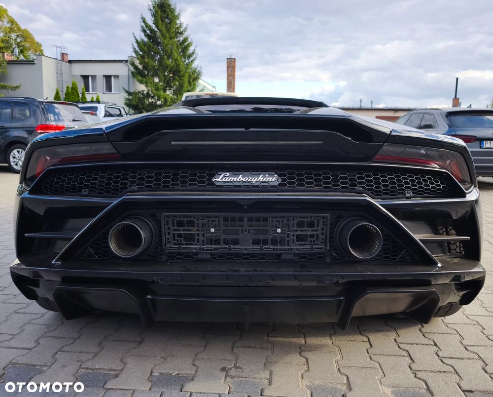 Lamborghini Huracan EVO Spyder - 10