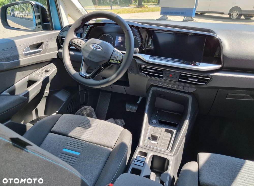 Ford Tourneo Connect Grand - 24