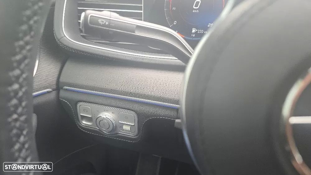 Mercedes-Benz GLE 350 e 4Matic 9G-TRONIC AMG Line - 16