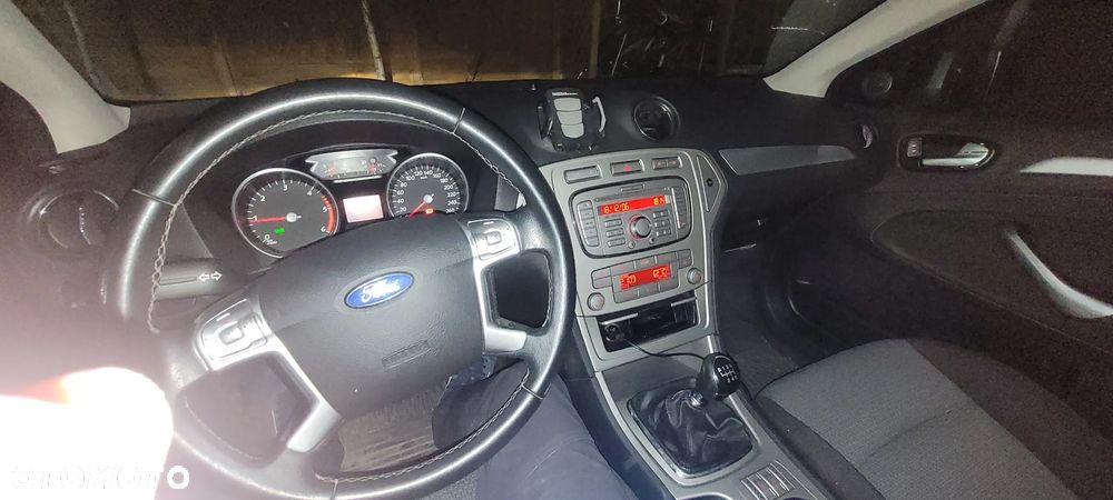 Ford Mondeo 1.8 TDCi Titanium - 6