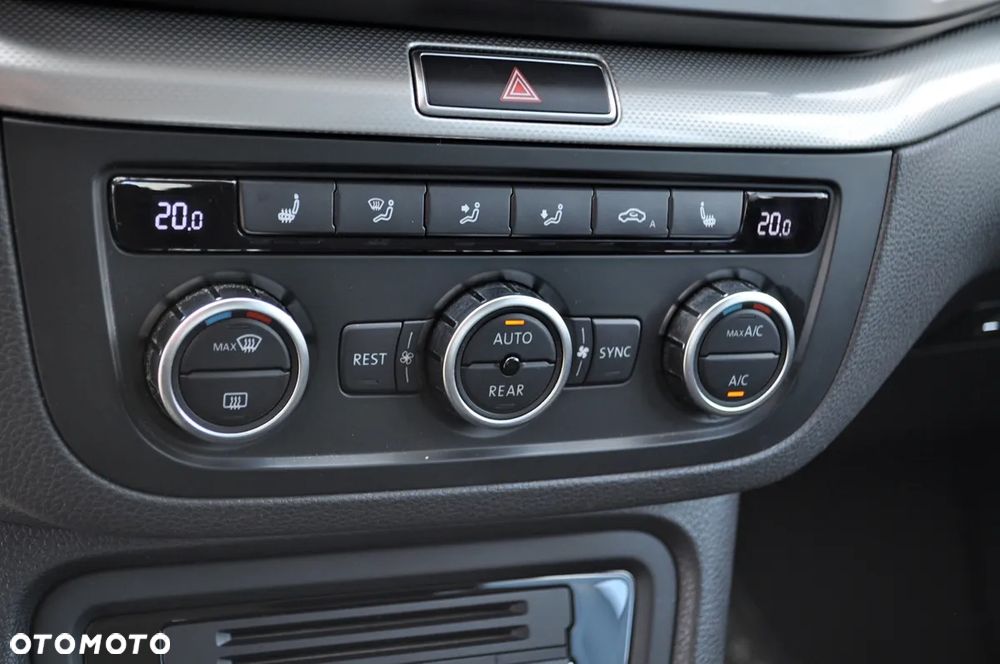 Volkswagen Sharan 2.0 TDI Comfortline - 30