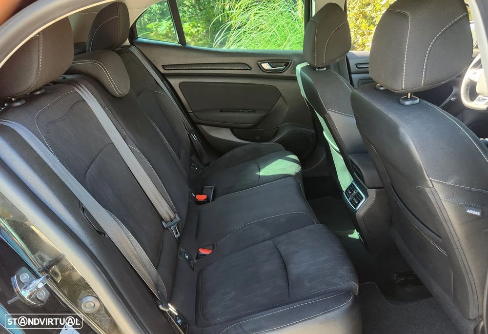 Renault Mégane 1.5 Blue dCi Limited - 12