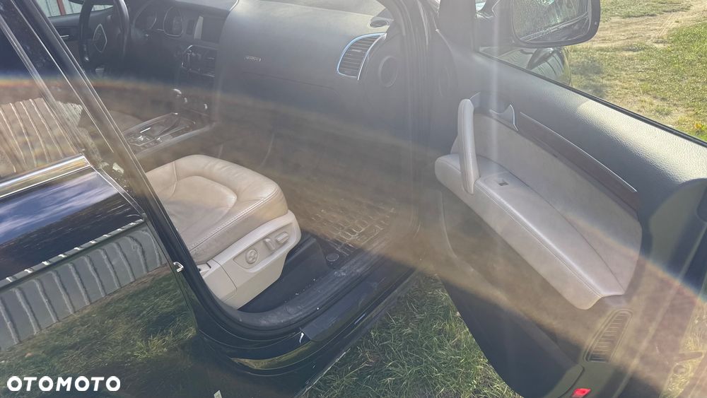 Audi Q7 3.0 TDI DPF quattro tiptronic - 15