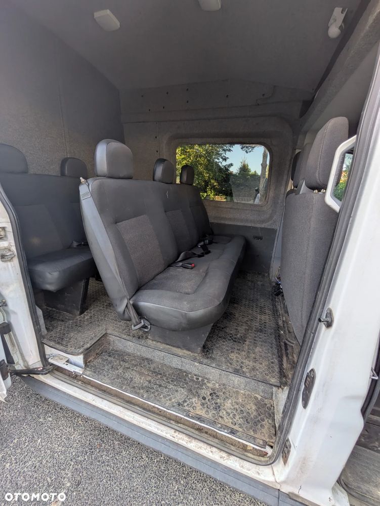 Ford Transit - 18