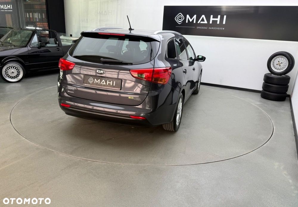 Kia Ceed 1.6 CRDi XL - 11
