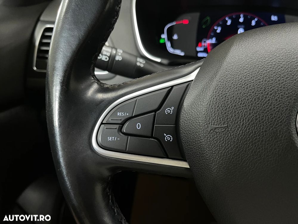 Renault Megane TCe 140 EDC GPF Intens - 22