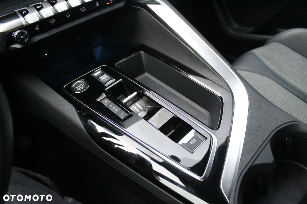 Peugeot 5008 1.5 BlueHDi Allure S&S EAT8 - 12