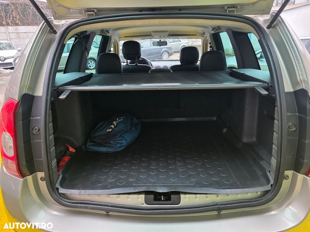 Dacia Duster 1.5 dCi 4x4 Prestige - 11