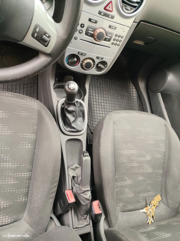 Opel Corsa 1.2 Enjoy - 4