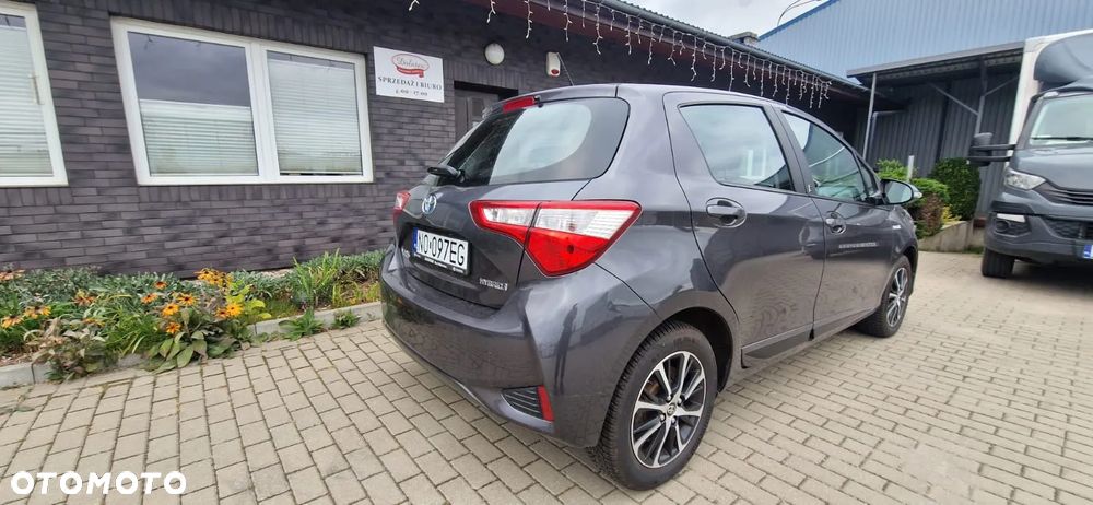 Toyota Yaris 1.5 VVT-i Team Deutschland - 5