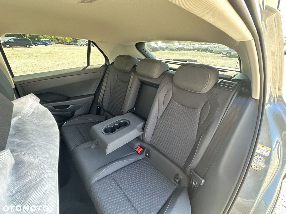 Volkswagen T-Roc 1.5 eTSI Life DSG - 17
