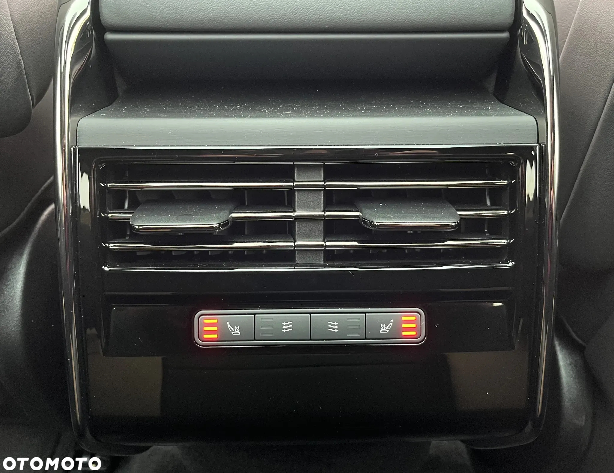 Land Rover Range Rover Sport S 3.0 P440e PHEV Dynamic SE - 11
