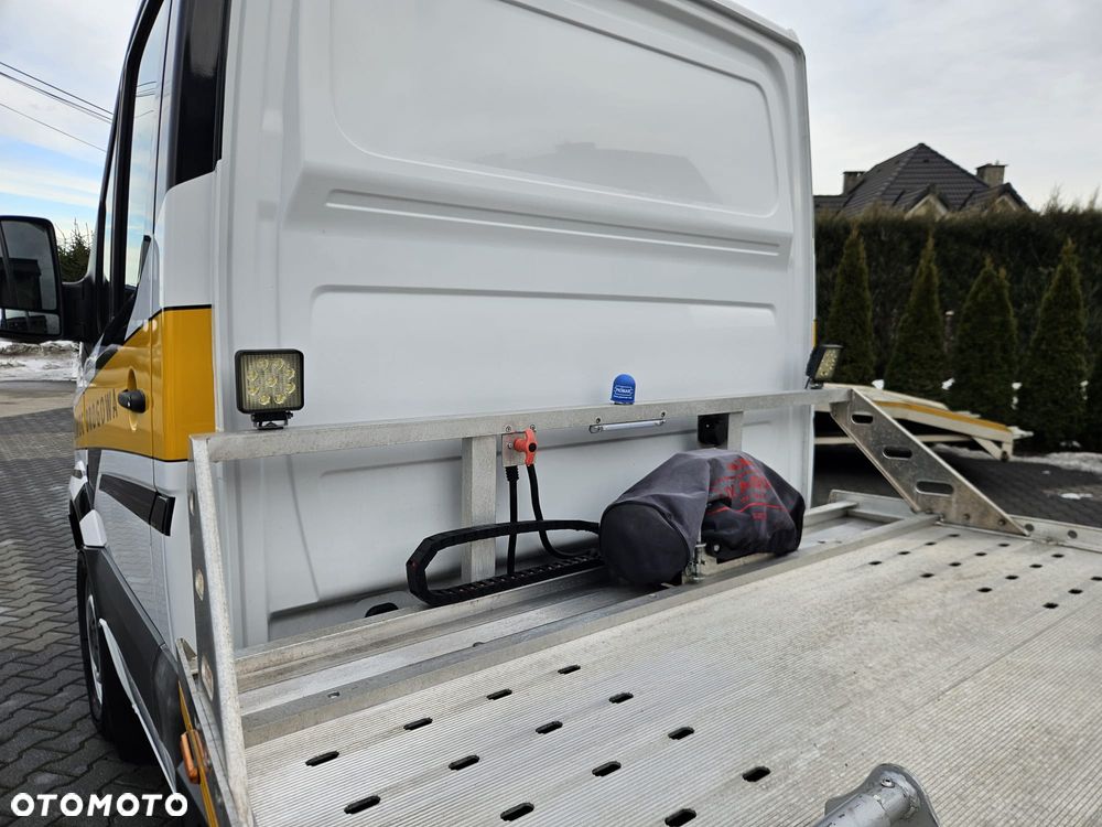 Mercedes-Benz SPRINTER - 14