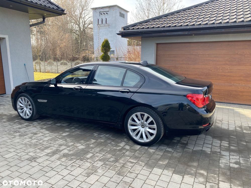 BMW Seria 7 ver-activehybrid - 38