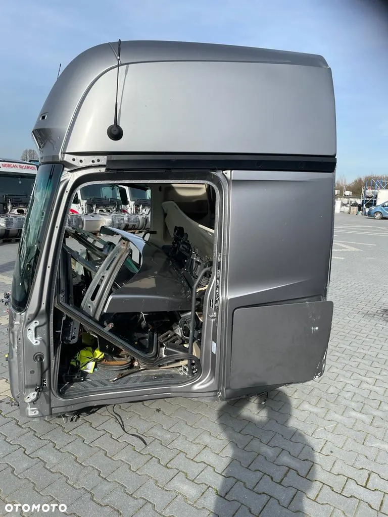 Actros kabina mp4 mp5 giga Space 20' - 5