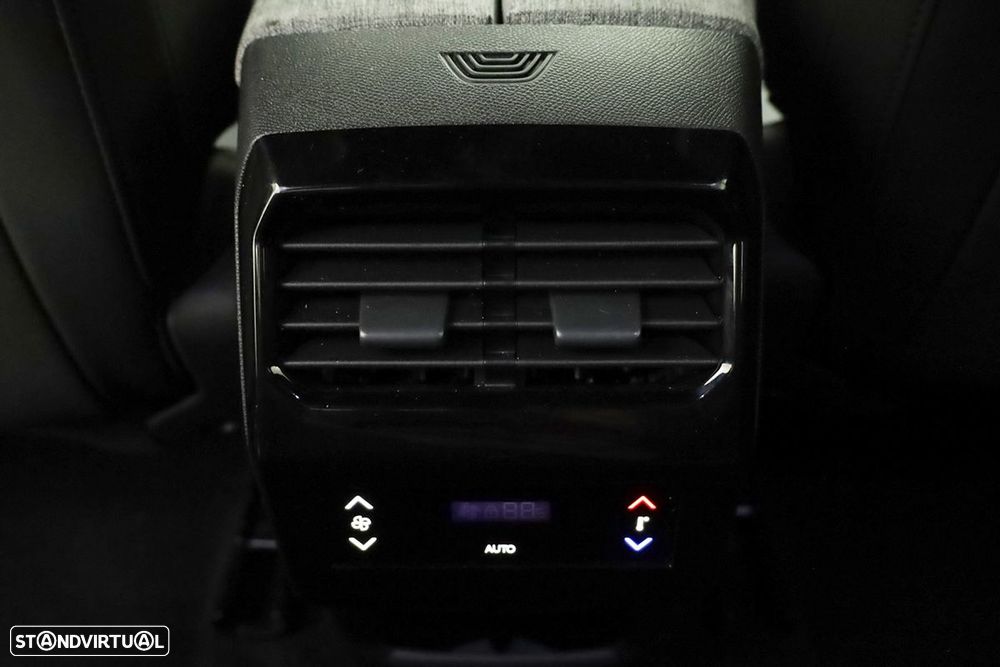 Peugeot 5008 1.2 Hybrid Allure e-DCS6 - 22