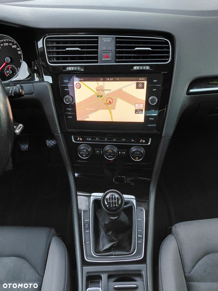 Volkswagen Golf 1.4 TSI BMT Highline - 7