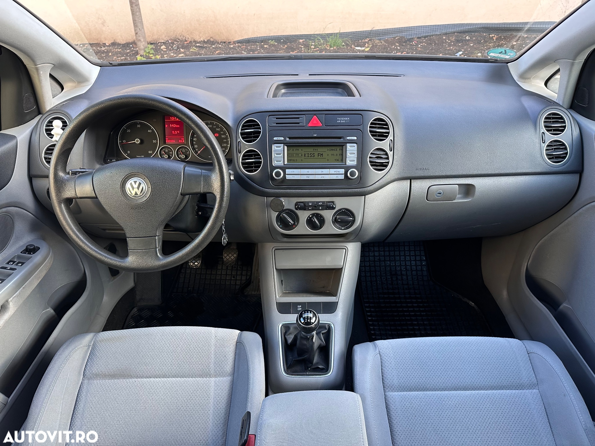 Volkswagen Golf Plus 2.0 TDI Comfortline - 7