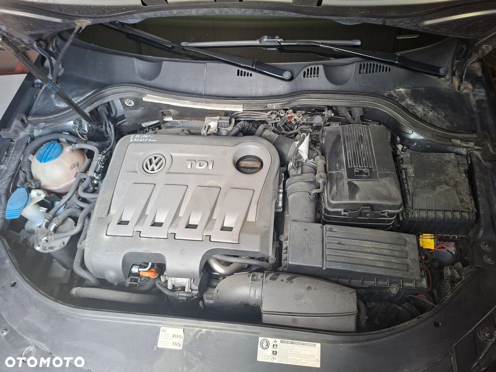 Volkswagen Passat 2.0 TDI Comfortline DSG - 17