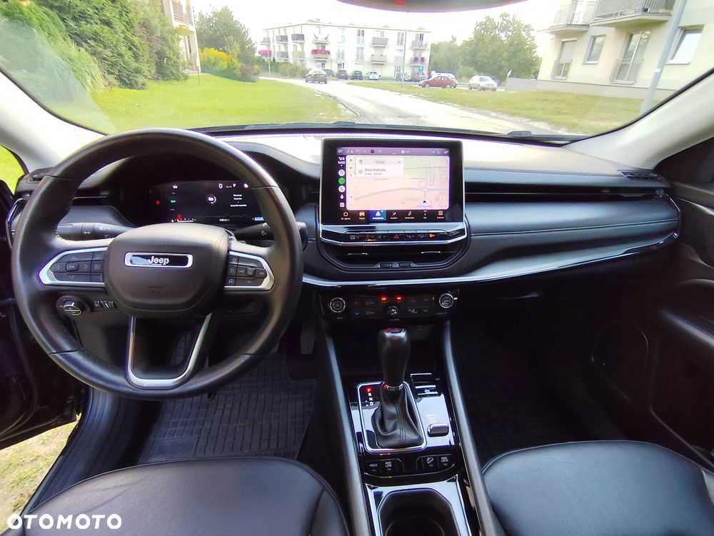 Jeep Compass - 10
