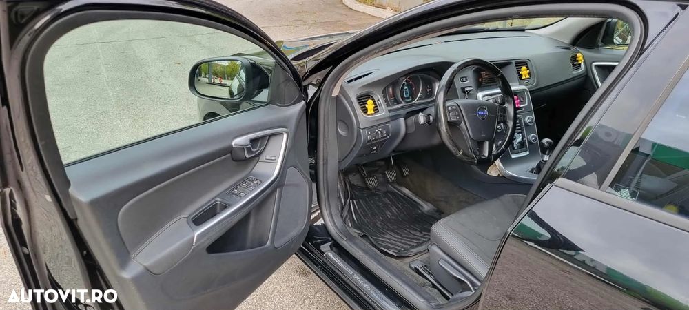 Volvo S60 D3 Start-Stop Momentum - 13