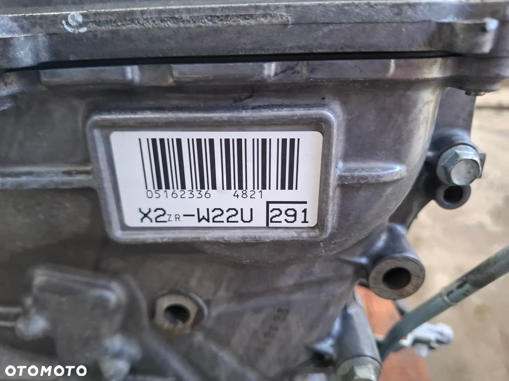 TOYOTA AURIS E18 1.8 HYBRYDA HB SILNIK 2ZR - 7