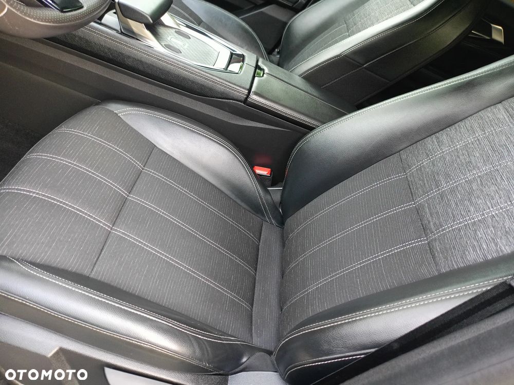 Renault Austral E-Tech Full 200 Iconic - 15