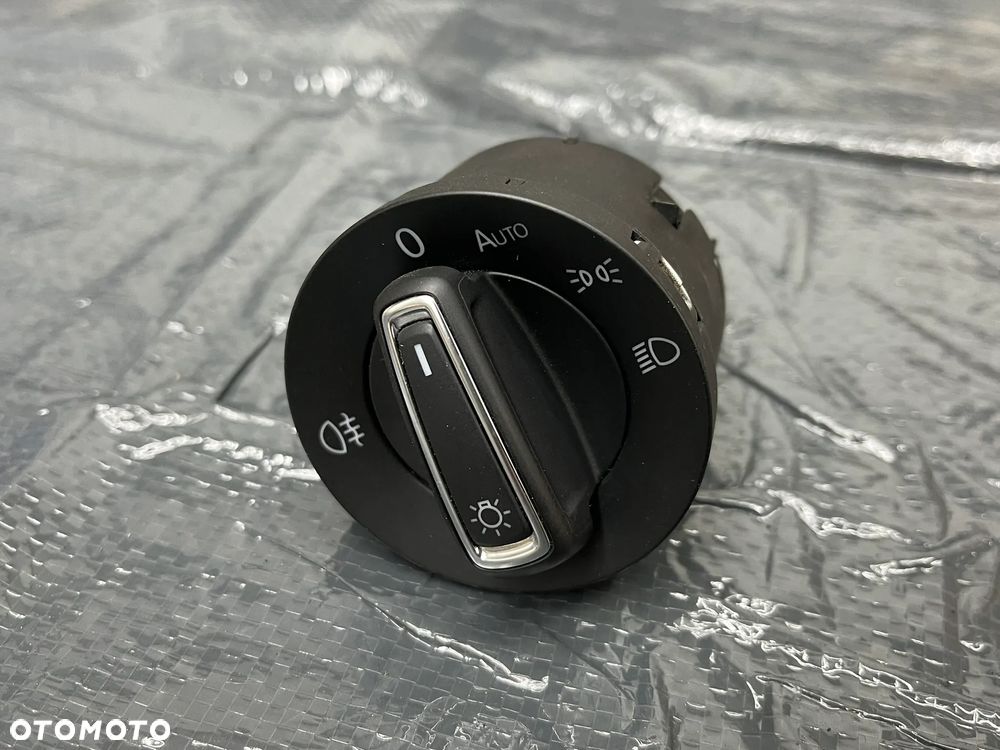 VW Skoda Audi Włącznik przełącznik świateł 5G0941431BE - 1