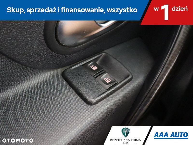 Dacia Sandero - 18