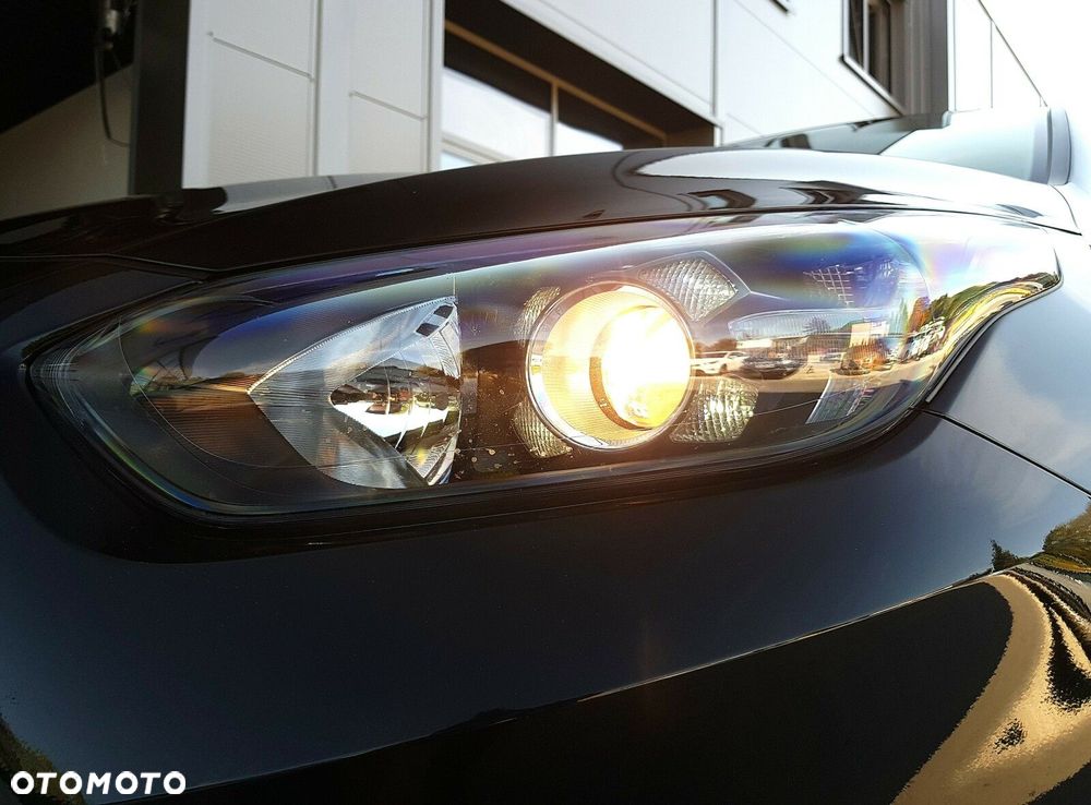 Kia Ceed 1.5 T-GDI M - 2