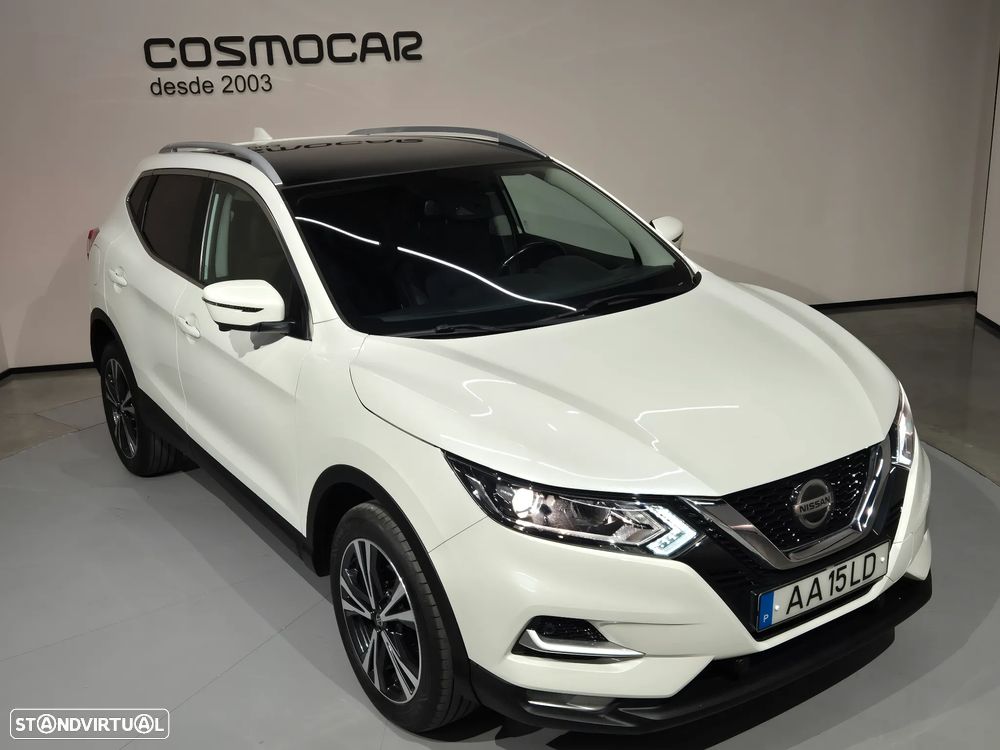 Nissan Qashqai 1.5 dCi N-Connecta J18 - 11