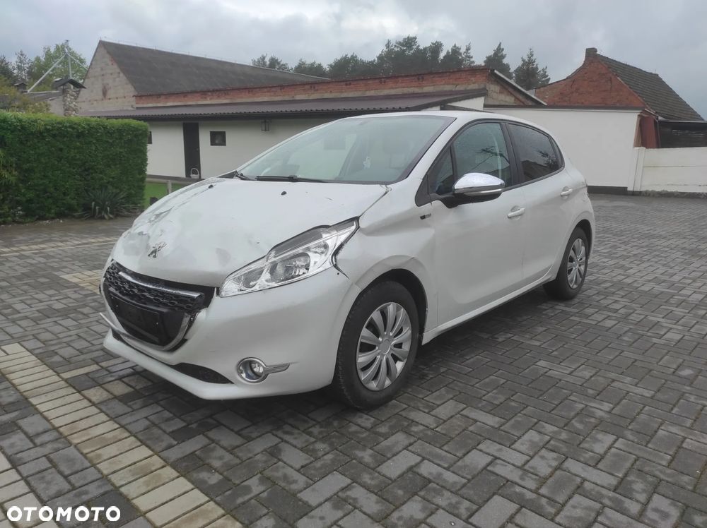 Peugeot 208 1.2 PureTech Style - 1