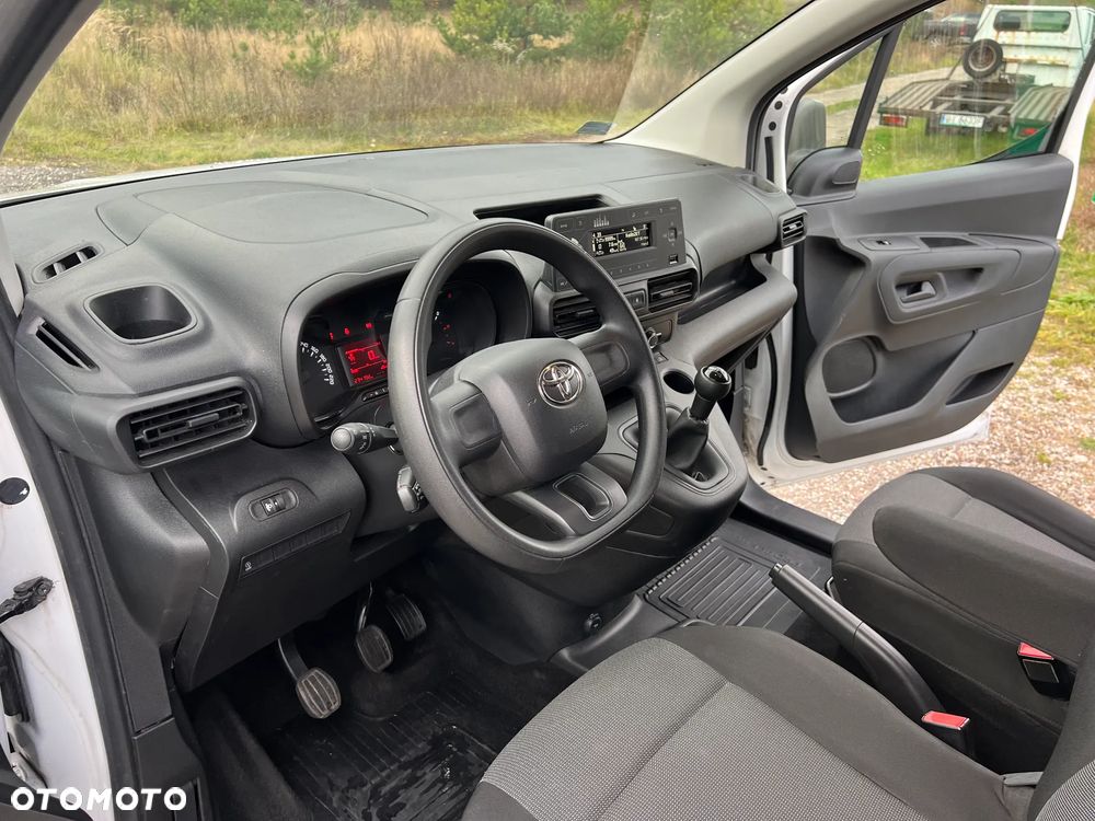 Toyota PROACE CITY - 15