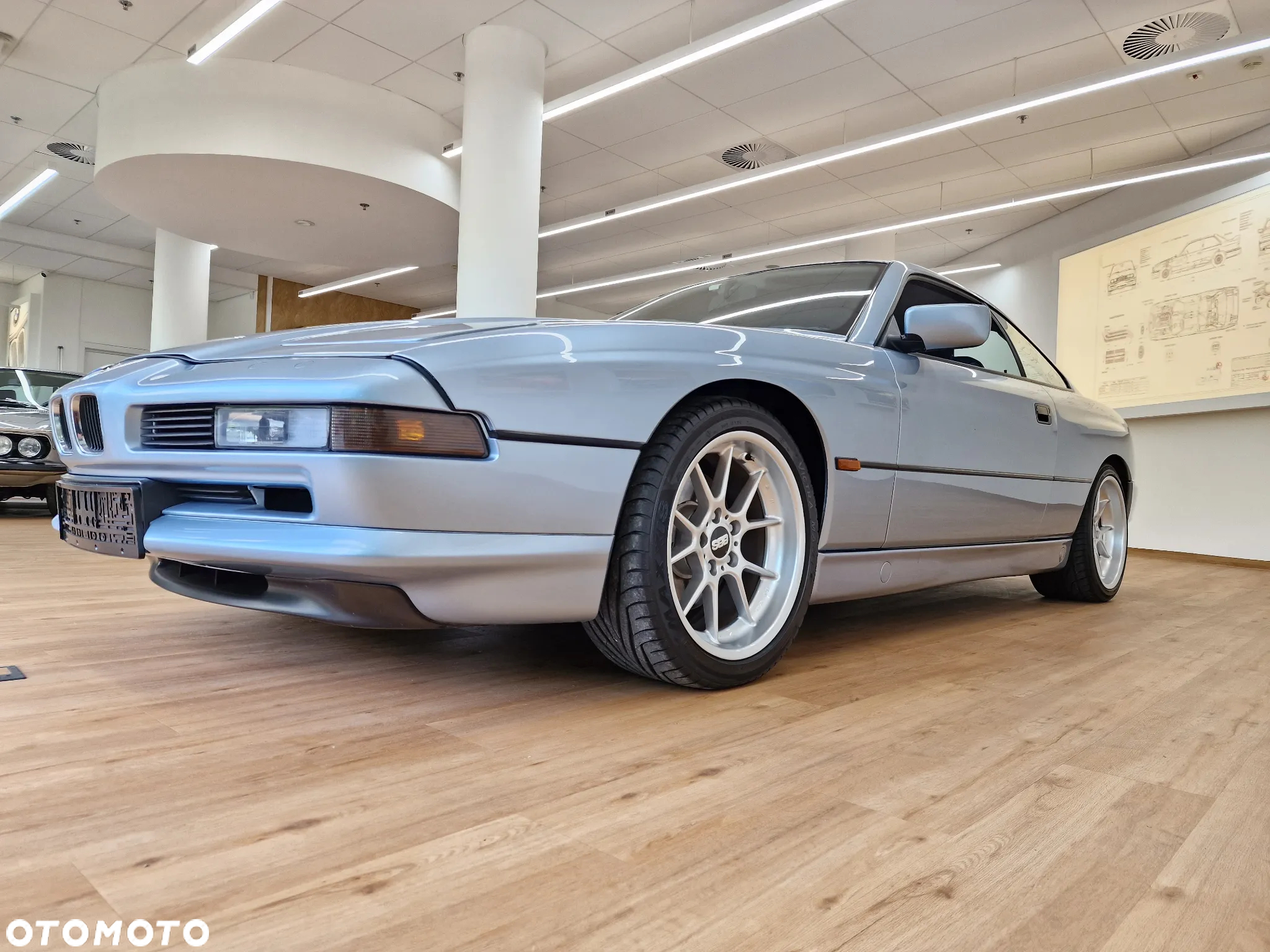 BMW Seria 8 - 6