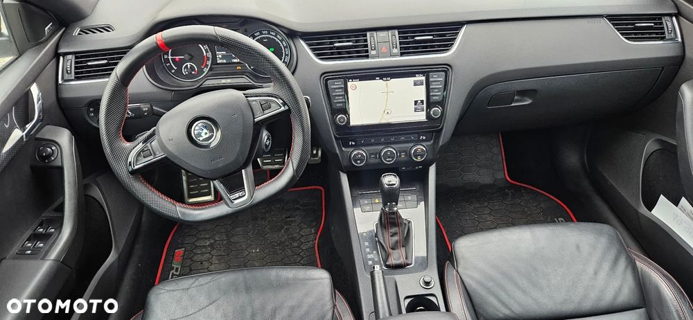 Skoda Octavia 2.0 TDI (Green tec) DSG RS - 9