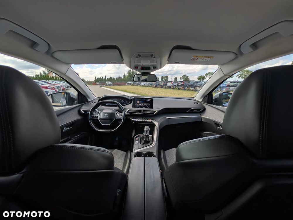 Peugeot 5008 2.0 BlueHDI Allure S&S - 24