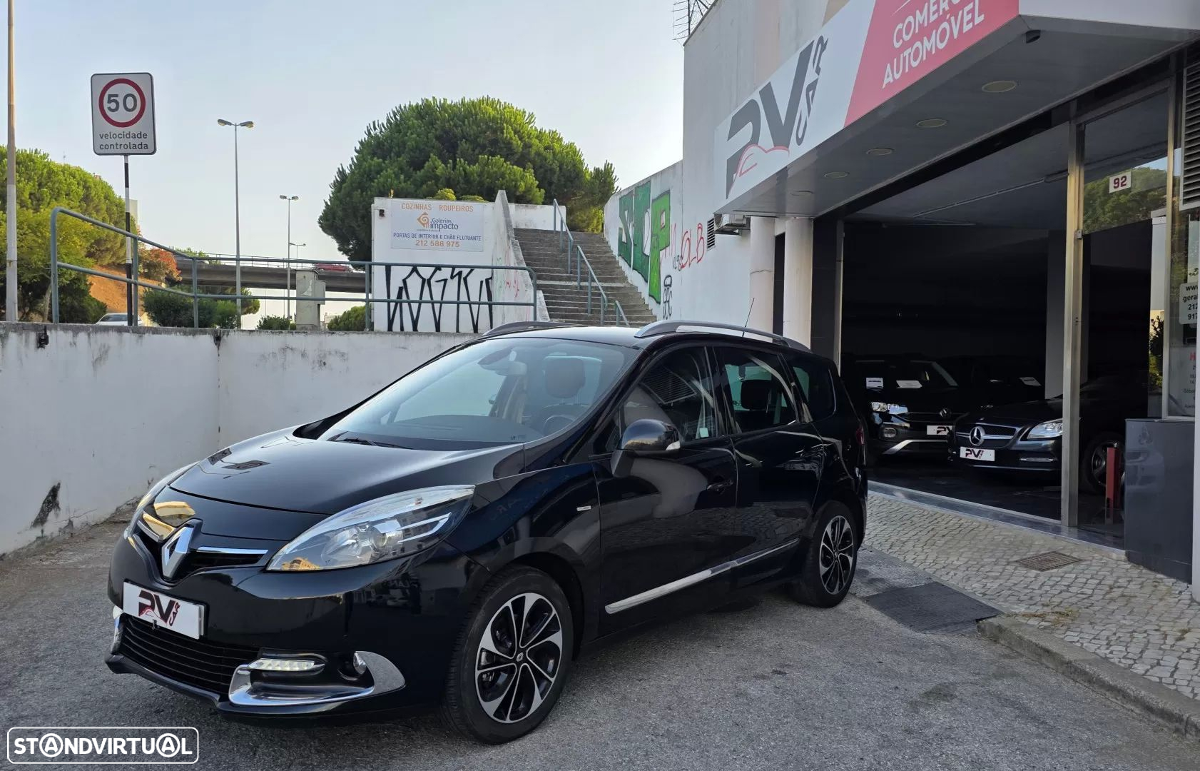 Renault Grand Scénic 1.6 dCi Bose Edition SS - 36