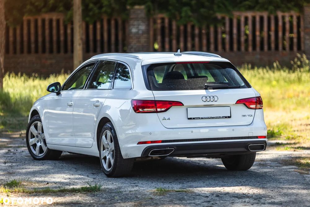 Audi A4 Avant 35 TDI S tronic - 13