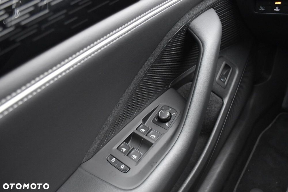 Volkswagen Passat Variant - 28