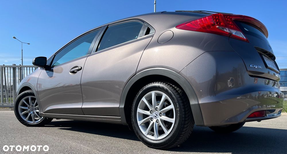 Honda Civic 1.4 i-VTEC Comfort - 8