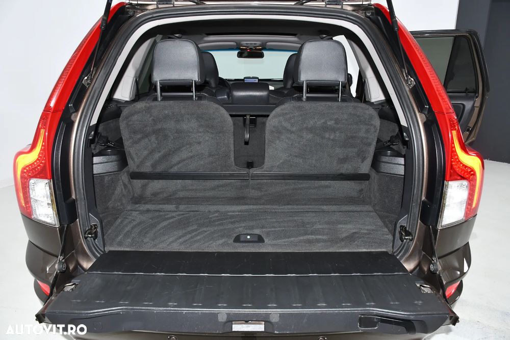 Volvo XC 90 D5 AWD Geartonic Summum - 22