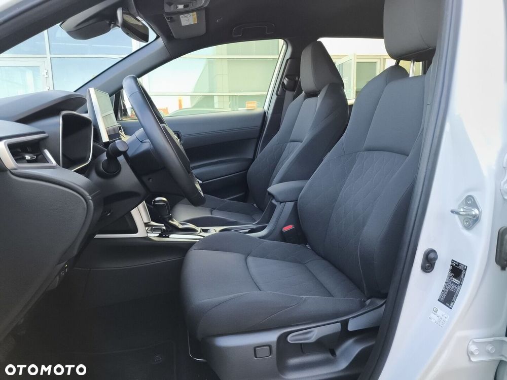 Toyota Corolla Cross - 15