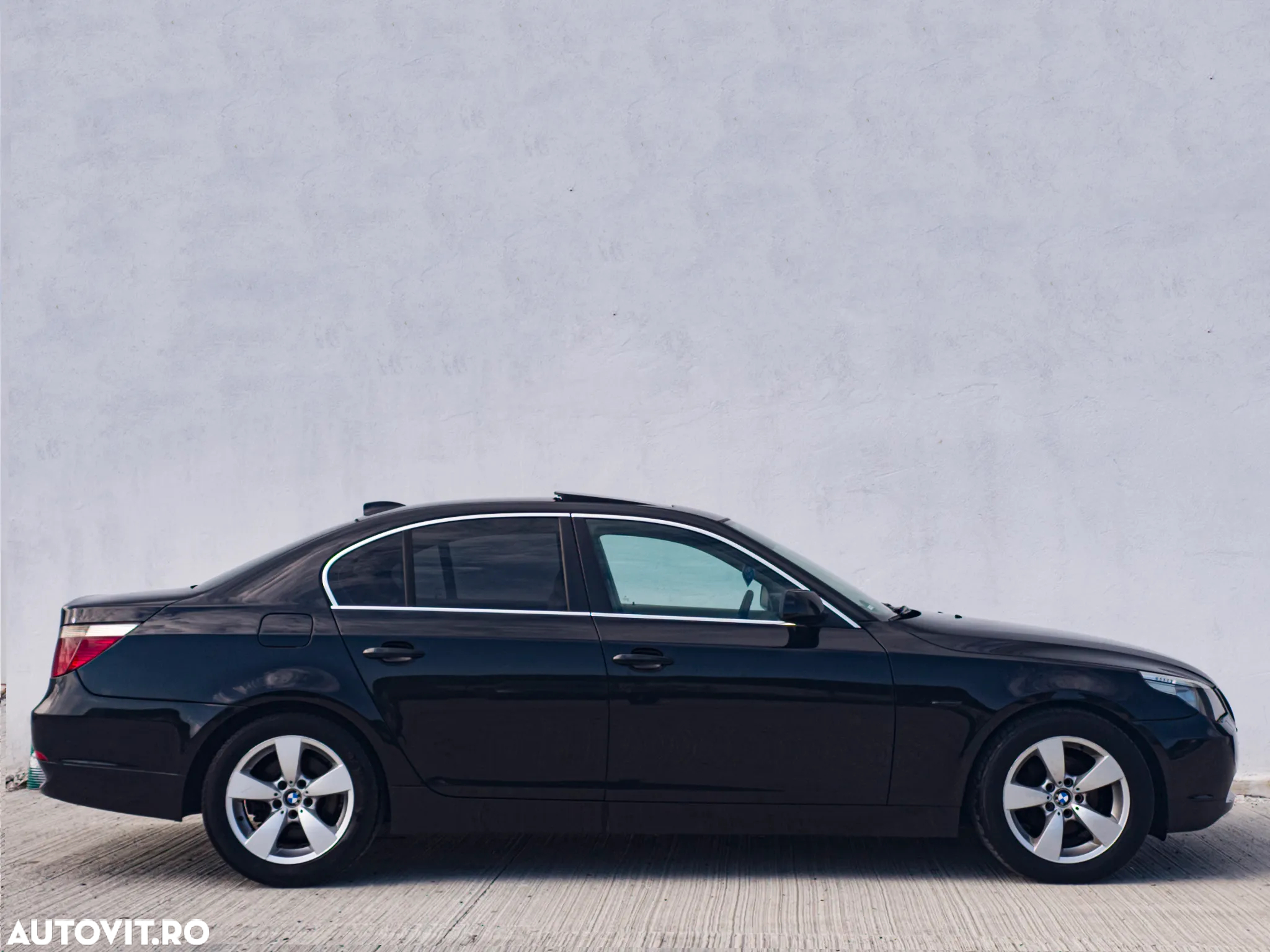 BMW Seria 5 525d - 7
